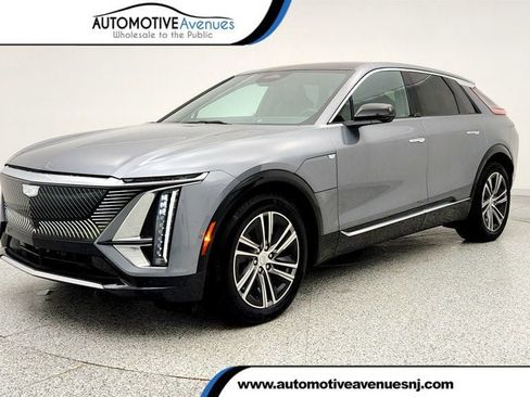 Used 2023 Cadillac Lyriq AWD image 1