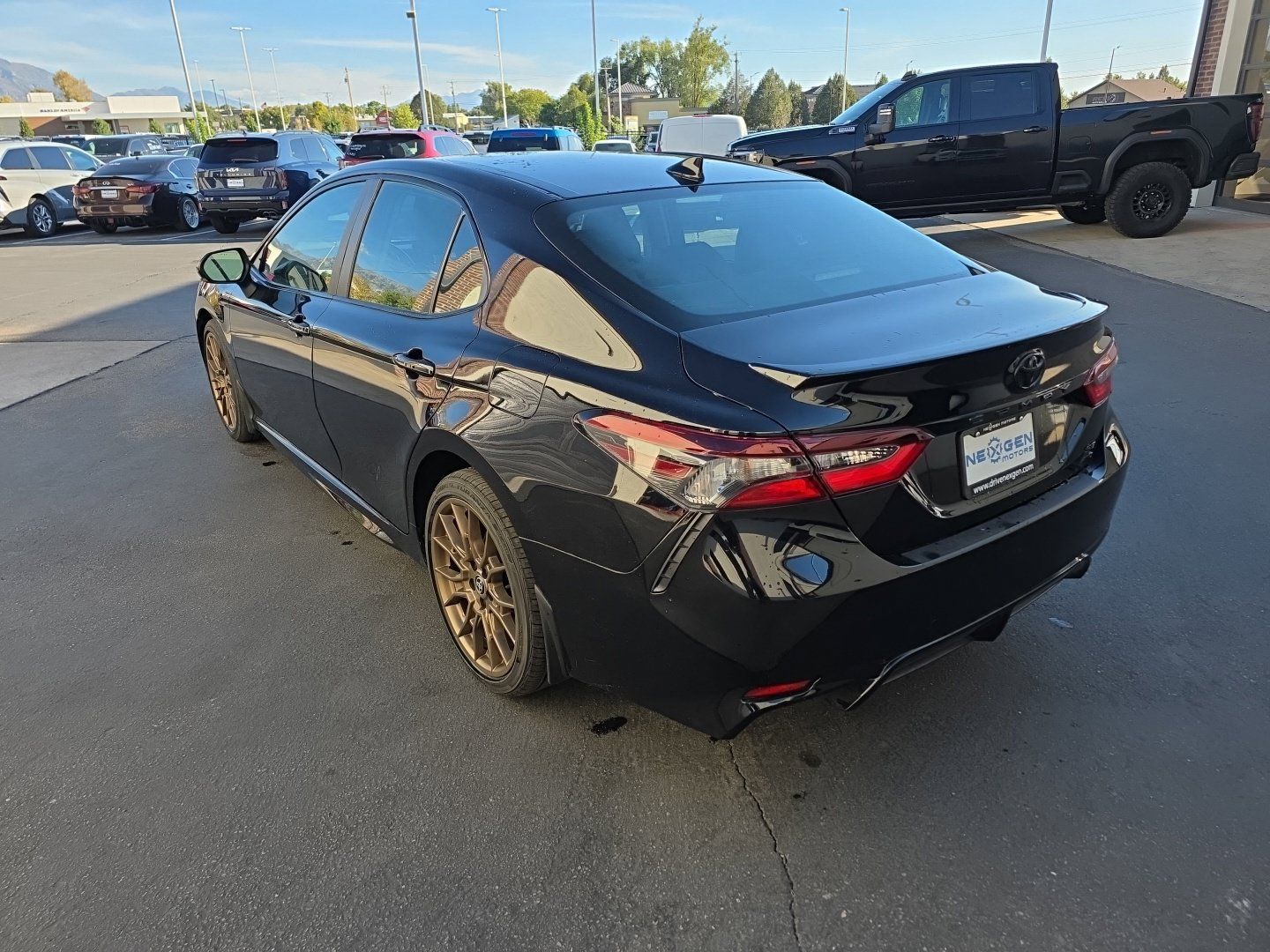 Used 2024 Toyota Camry SE AWD/4WD image 23