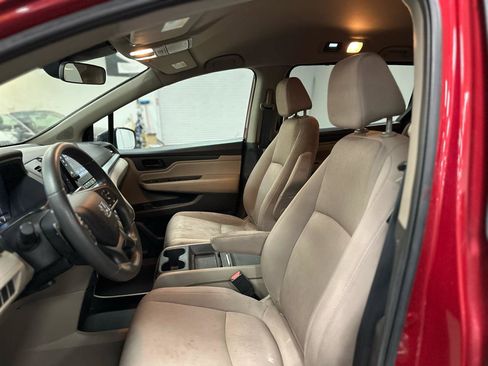 Used 2022 Honda Odyssey EX image 13