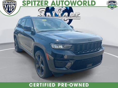 Used 2024 Jeep Grand Cherokee Altitude AWD/4WD image 1