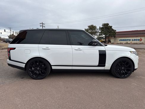 Used 2020 Land Rover Range Rover HSE image 7