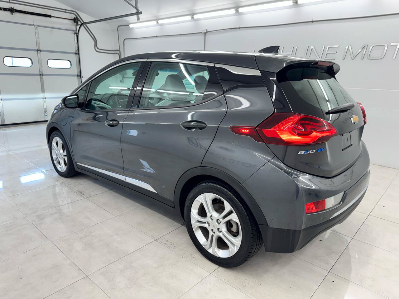 Used 2020 Chevrolet Bolt LT FWD image 7