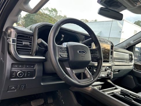 Used 2024 Ford F250 Lariat w/ Lariat Ultimate Package image 10