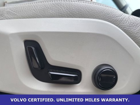 Certified 2023 Volvo XC90 B6 Plus w/ Protection Package Premier AWD/4WD image 12
