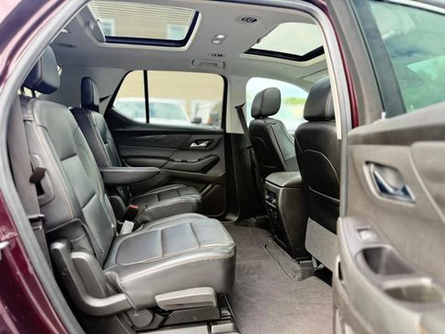 Used 2018 Chevrolet Traverse LT w/ LPO, Floor Liner Package AWD/4WD image 17