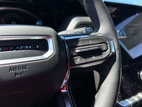 New 2026 GMC Yukon Denali AWD/4WD image 42