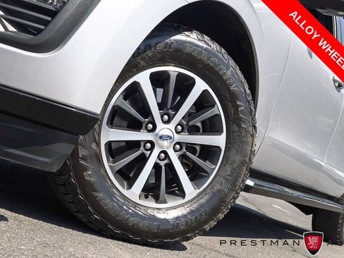 Used 2018 Ford Expedition Max XLT w/ Equipment Group 202A AWD/4WD image 13