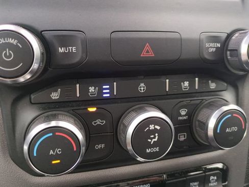 Used 2022 RAM 1500 Laramie w/ Sport Appearance Package AWD/4WD image 25