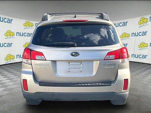 Used 2014 Subaru Outback 2.5i Premium AWD/4WD image 4