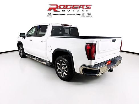 Used 2023 GMC Sierra 1500 SLT w/ SLT Premium Package AWD/4WD image 6