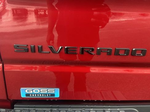 Certified 2025 Chevrolet Silverado 1500 LT Trail Boss w/ Convenience Package II AWD/4WD image 33