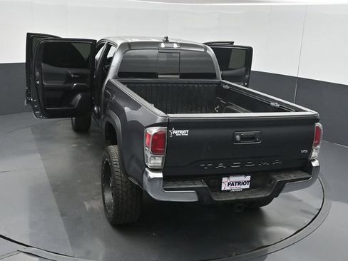 Used 2020 Toyota Tacoma TRD Off-Road AWD/4WD image 58