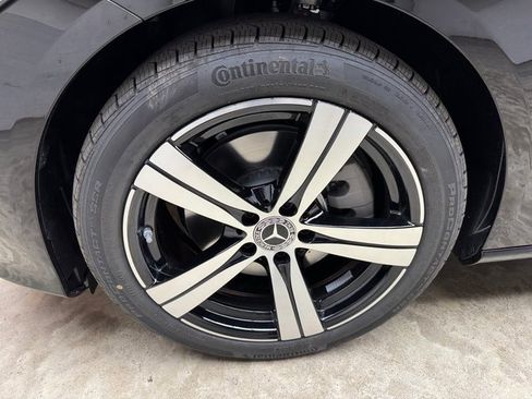 New 2026 Mercedes-Benz C 300 4MATIC Sedan image 28