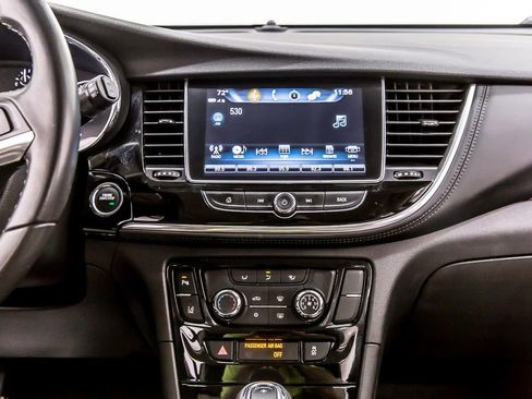 Used 2021 Buick Encore Preferred w/ Safety Package II FWD image 18