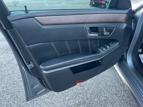Used 2014 Mercedes-Benz E 63 AMG S-Model image 17