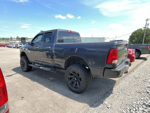Used 2017 RAM 1500 Express AWD/4WD image 4
