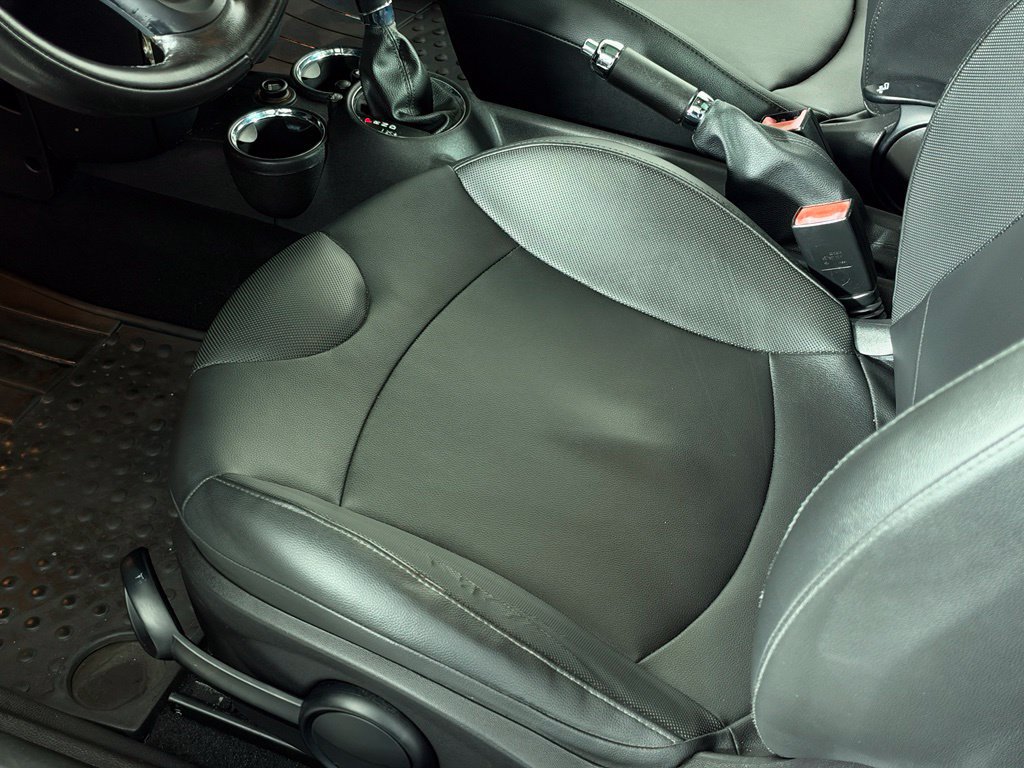 Used 2011 MINI Cooper S FWD image 25