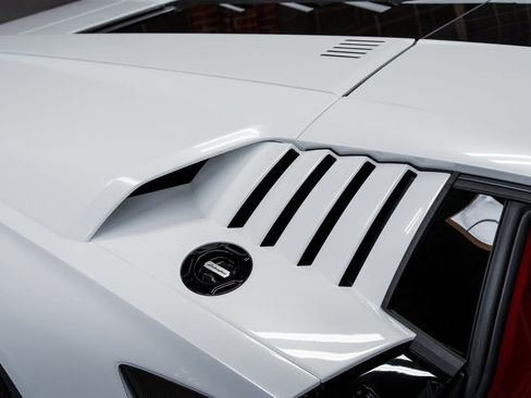 Used 2022 Lamborghini Aventador Countach AWD/4WD image 27
