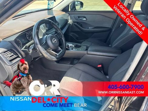 Used 2023 Nissan Rogue SV FWD image 12