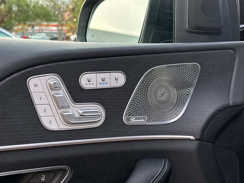 Certified 2025 Mercedes-Benz GLS 450 4MATIC image 18