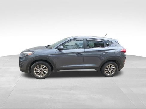 Used 2017 Hyundai Tucson SE image 10