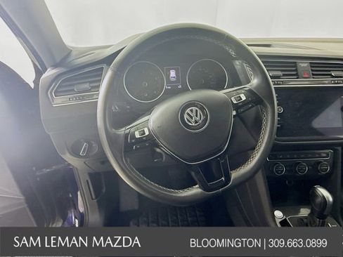 Used 2021 Volkswagen Tiguan SE image 11
