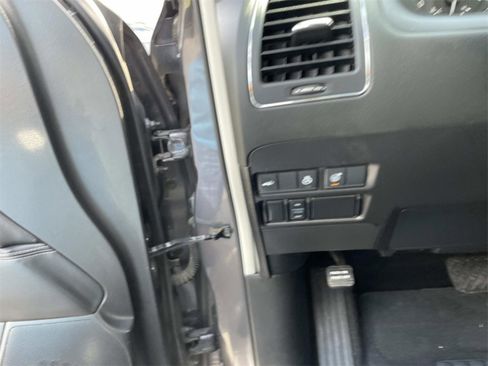 Used 2024 INFINITI QX80 Luxe image 19