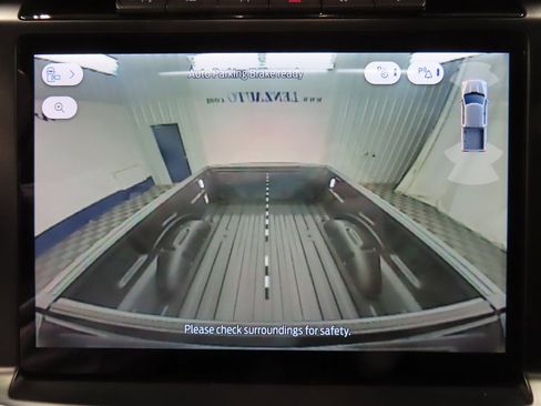 Used 2024 Ford F150 Platinum w/ FX4 Off-Road Package image 16