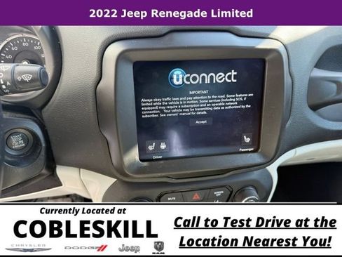 Used 2022 Jeep Renegade Limited AWD/4WD image 15
