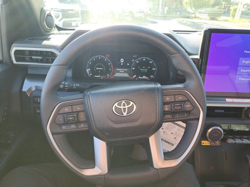 New 2025 Toyota 4Runner 4WD image 39