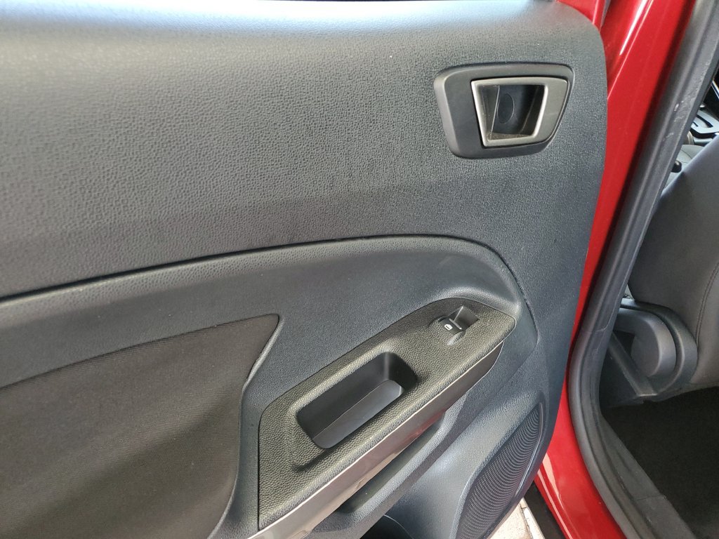 Used 2021 Ford EcoSport SE w/ SE Convenience Package FWD image 13