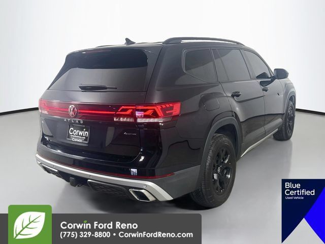 Used 2024 Volkswagen Atlas Peak Edition SEL AWD/4WD image 10