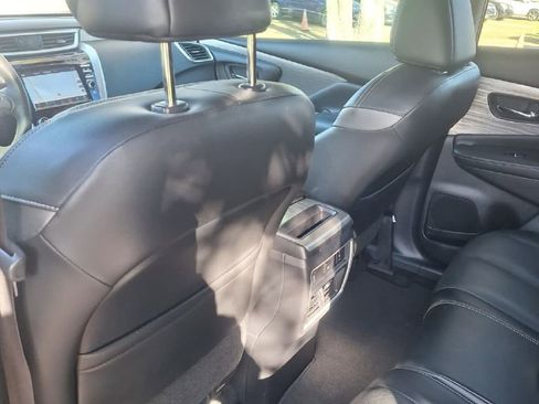 Used 2016 Nissan Murano Platinum w/ Platinum Technology Package image 2