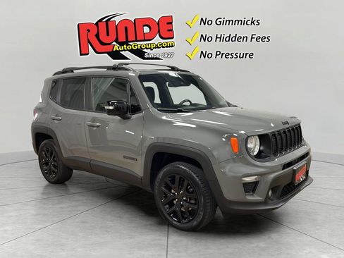 Used 2022 Jeep Renegade Altitude w/ Convenience Group AWD/4WD image 7
