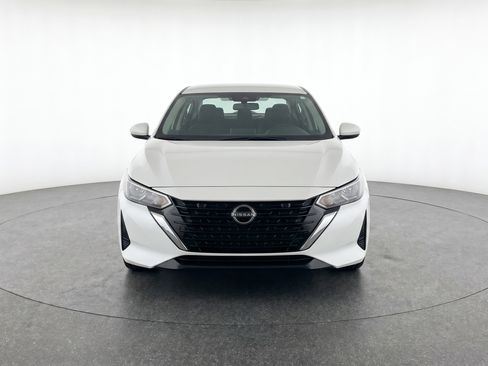 Used 2025 Nissan Sentra S FWD image 2