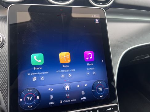 Used 2025 Mercedes-Benz C 300 4MATIC Sedan image 29