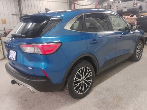 Certified 2022 Ford Escape Titanium w/ Titanium Premium Package image 29