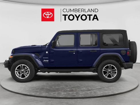 Used 2020 Jeep Wrangler Unlimited Sahara w/ Cold Weather Group AWD/4WD image 3