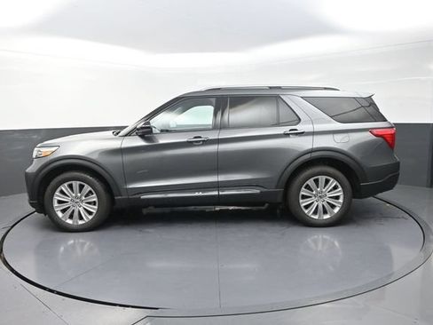 Used 2023 Ford Explorer Limited w/ Hybrid Equipment Group 310A AWD/4WD image 4