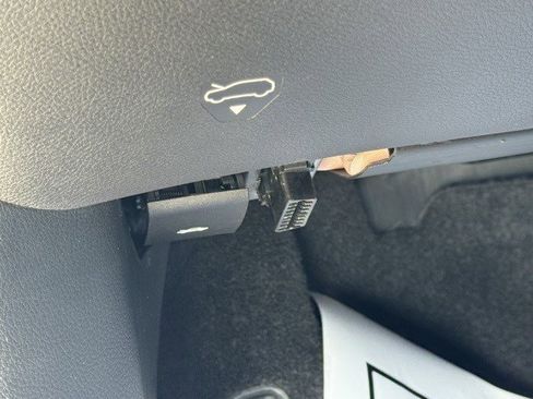 New 2026 Jeep Compass Trailhawk w/ Sun, Sound & Navigation Group image 14