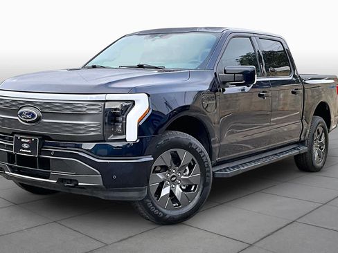 Used 2023 Ford F150 Lightning Lariat AWD/4WD image 34