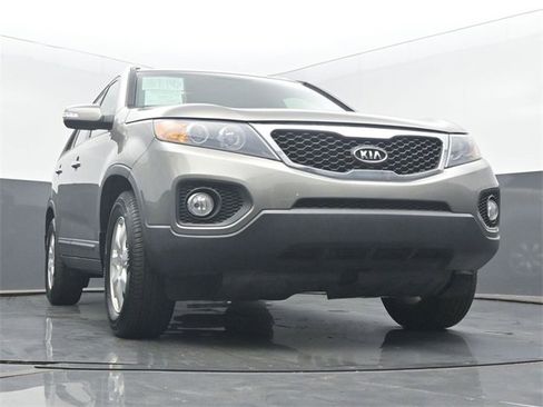 Used 2013 Kia Sorento LX w/ Convenience Pkg image 53