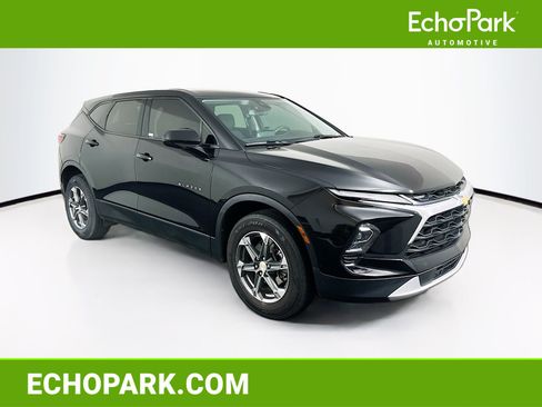 Used 2023 Chevrolet Blazer LT AWD/4WD image 1