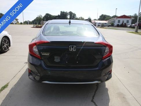 Used 2019 Honda Civic EX image 2