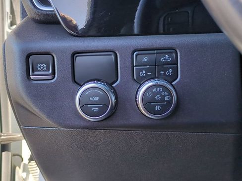 Used 2024 GMC Sierra 1500 SLT RWD image 24