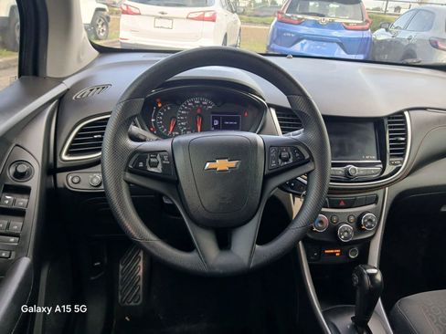 Used 2020 Chevrolet Trax LS w/ Tint and Cruise Package FWD image 25