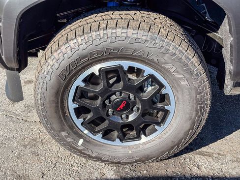 New 2025 Toyota Tacoma TRD Off-Road image 11