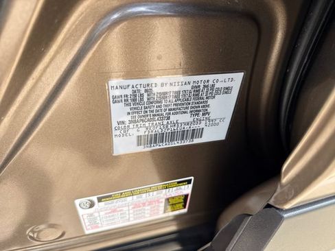 Certified 2025 Nissan Kicks SV w/ Charging Package FWD image 30