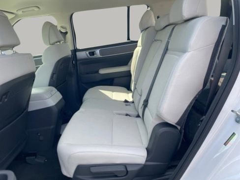 New 2026 Hyundai Santa Fe SE FWD image 31