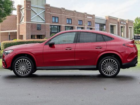 Certified 2025 Mercedes-Benz GLC 300 4MATIC image 8